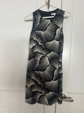 JB by Julie Brown Black & Cream Graphic Midi Shift Dress